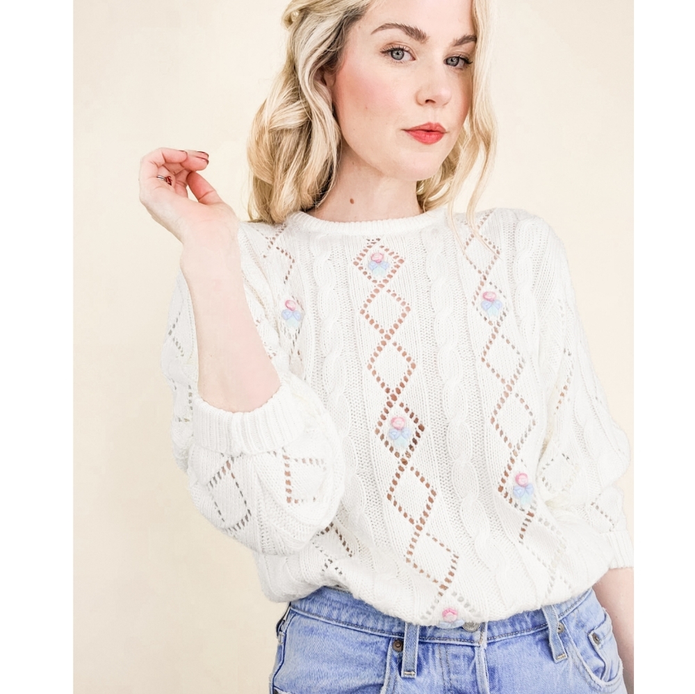 80s Ivory Floral Embroidered Pointelle VTG Sweater - Picture 5 of 16